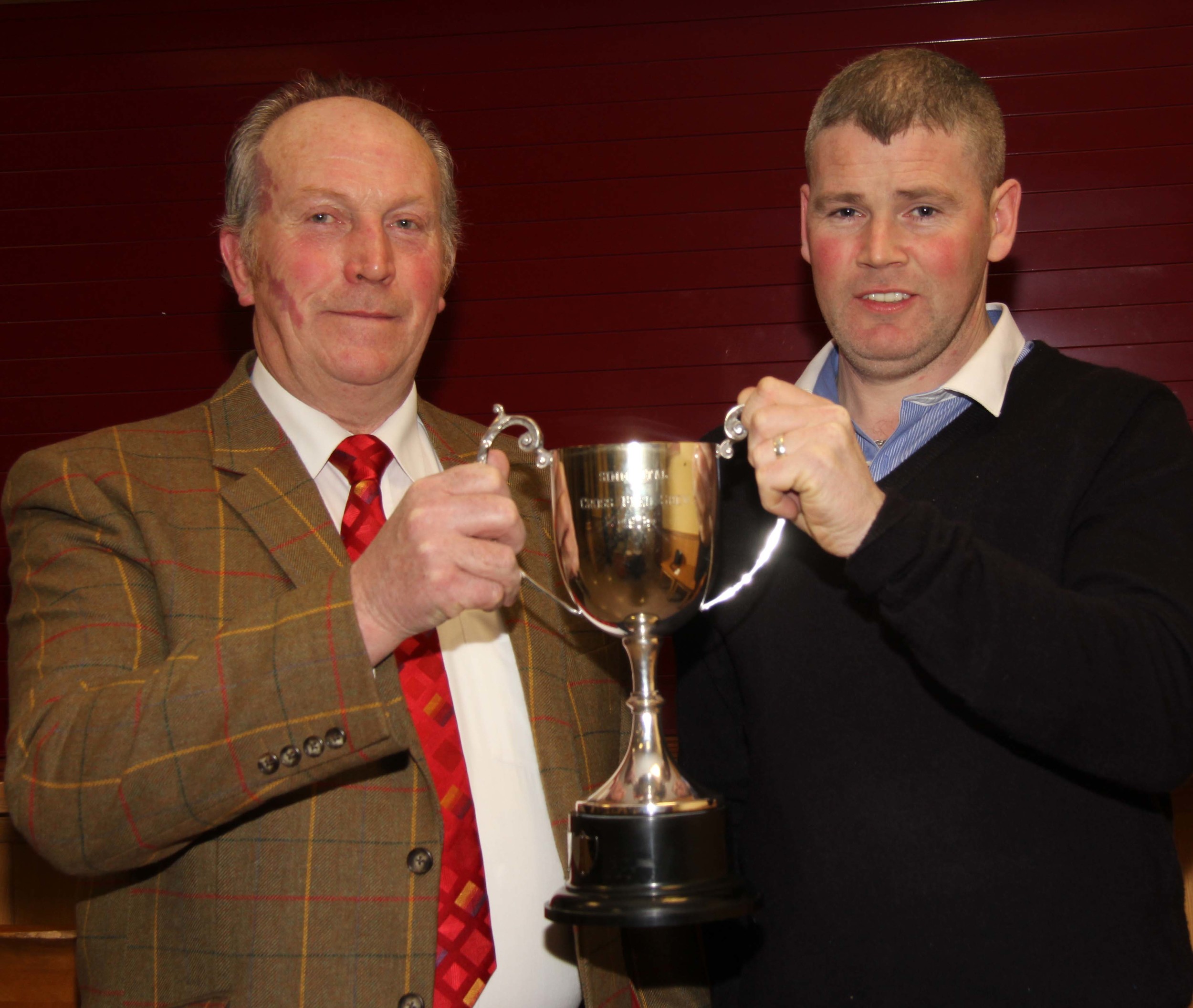 Joe Wilson, Newry, won the Woodcraft Kitchens Junior Heifer Derby. He received his award from sponsor Eamon McCloskey.
