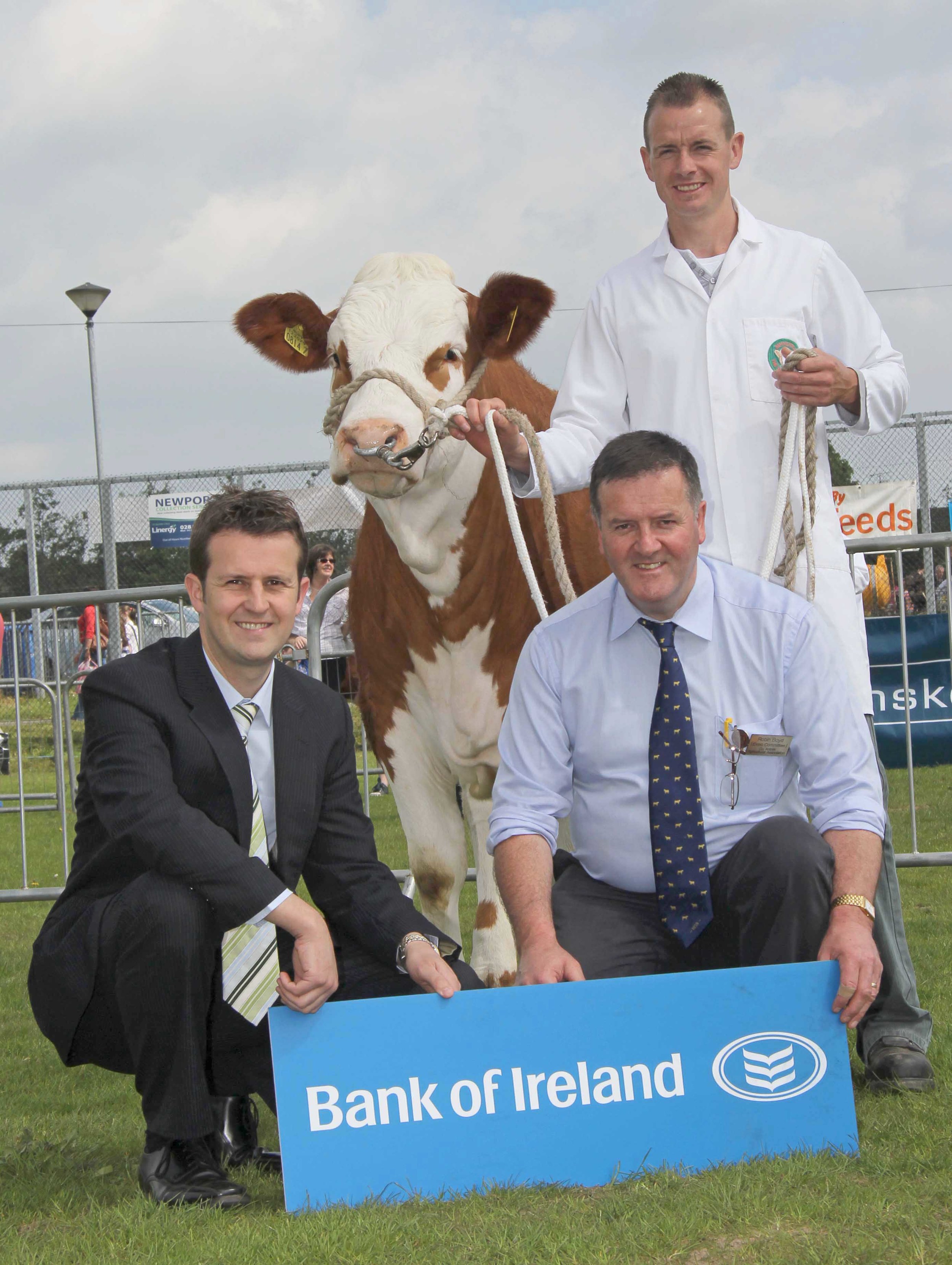 Bank of Ireland is continuing its sponsorship of the Simmental Young Members' Association. Looking forward to the stockjudging event on Tuesday evening June 17, are William Thompson, Bank of Ireland; club secretary Robin Boyd; and chairman Richard Rodgers who is hosting the event at his Portglenone-based Hiltonstown Herd. 