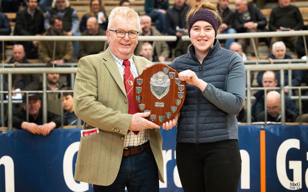 LIZZIE HARDING WINS THE YOUNG STOCKPERSON AWARD AT STIRLING FEBRUARY SIMMENTAL SALE